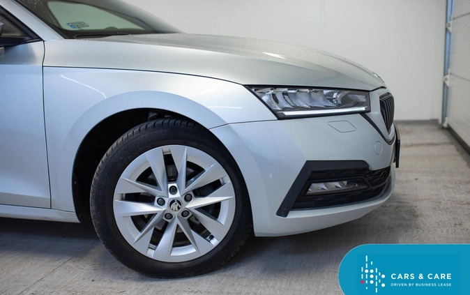 Skoda Octavia cena 84900 przebieg: 134439, rok produkcji 2020 z Zakroczym małe 254